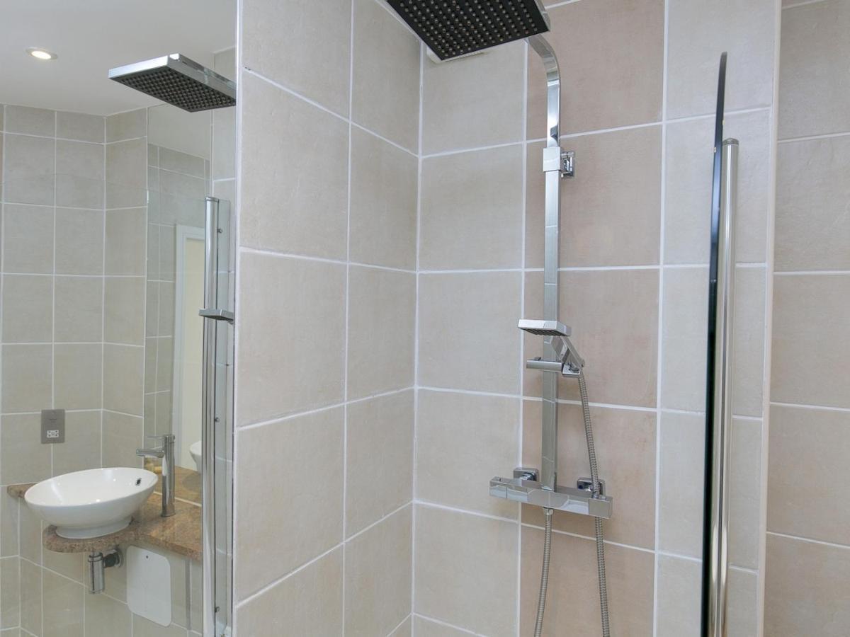 Pass The Keys 2 Bed Sea View Apartment With Balcony Parking Бенллех Экстерьер фото